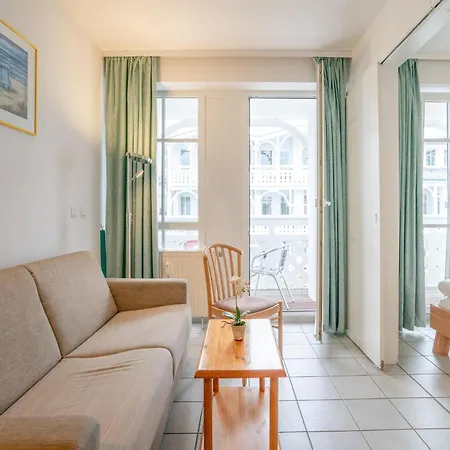 Attraktive Mit Balkon Ostseenah In アパート