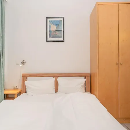 Attraktive Mit Balkon Ostseenah In アパート