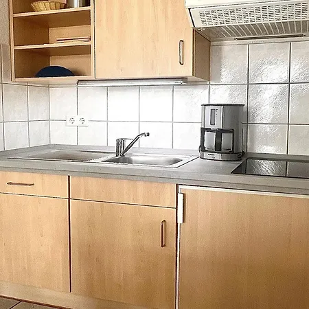 アパート Attraktive Mit Balkon Ostseenah In *