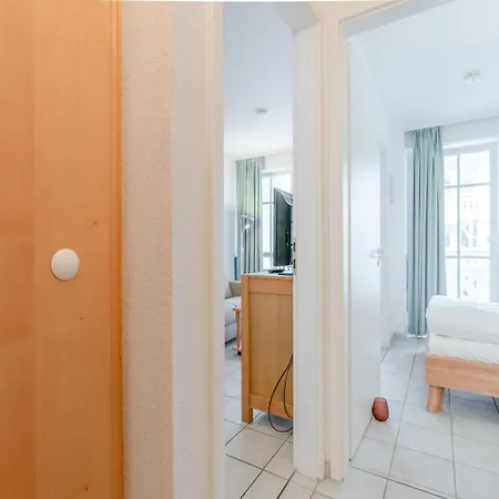 Attraktive Mit Balkon Ostseenah In アパート ゼリン